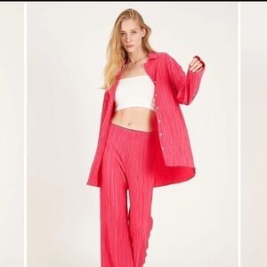 Storets Maria Oversized Plisse Shirt size medium